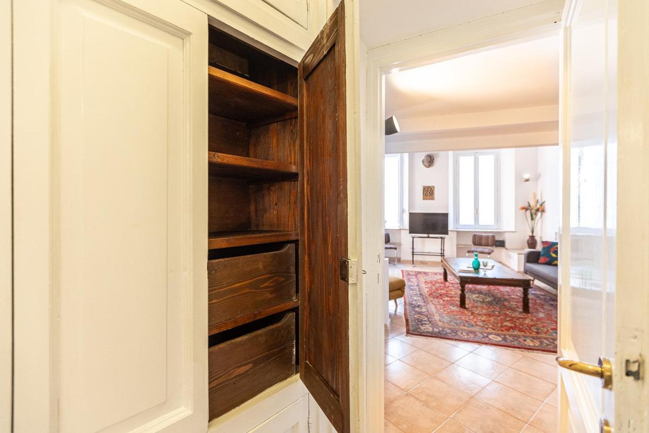 Amazing Historical Apartment - Jewish Ghetto Rome Bagian luar foto